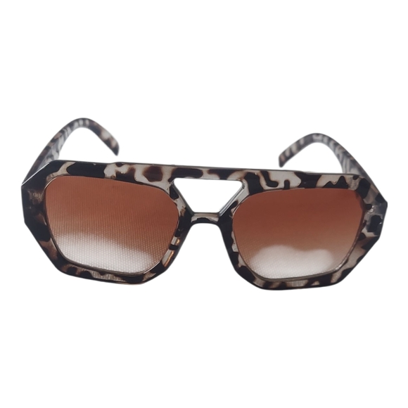 Brown Geometric Oversized Sunglasses - Picture 1 of 2